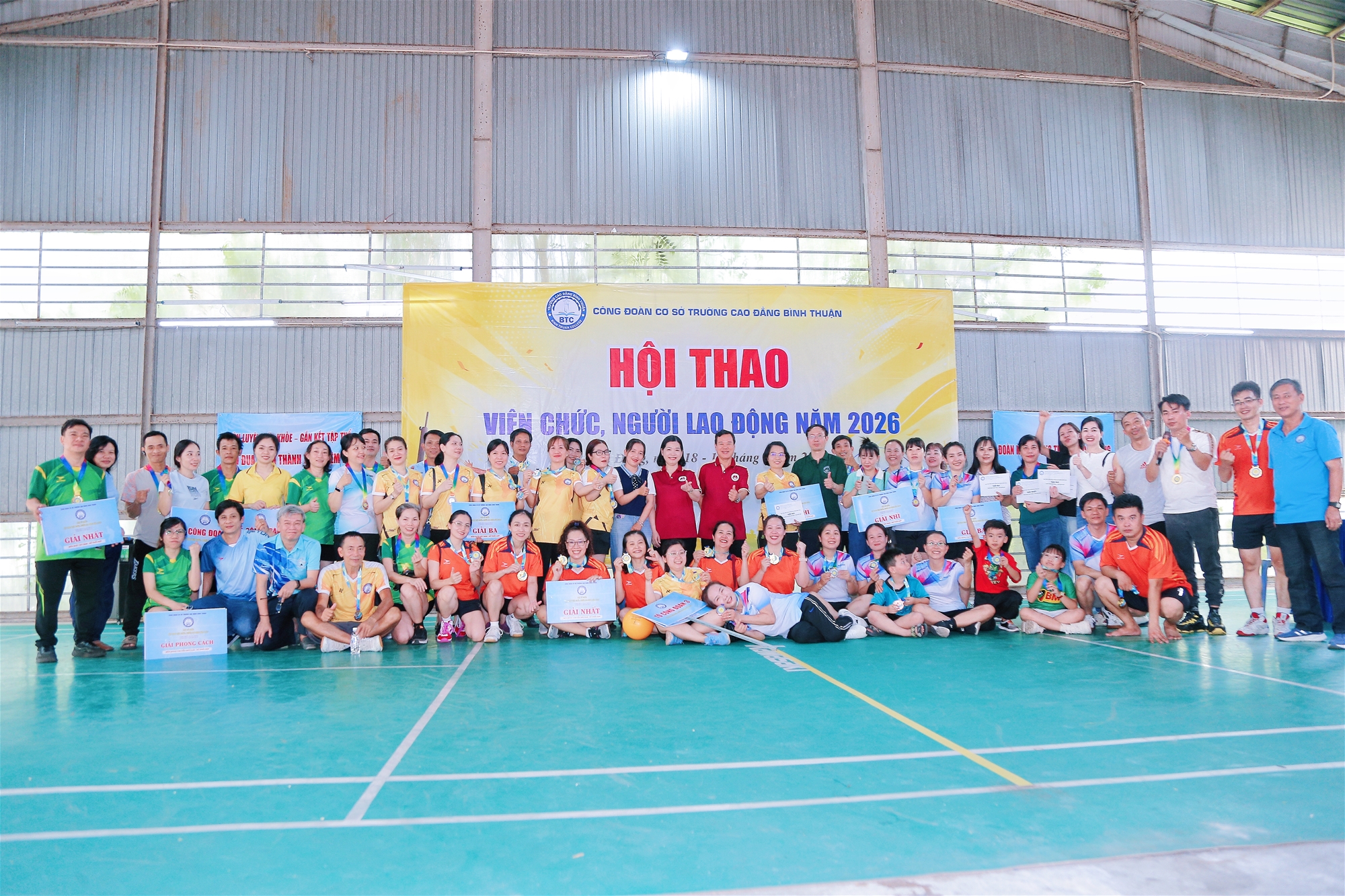 Công đoàn Trường Cao đẳng Bình Thuận tổ chức sôi nổi Hội thao viên chức, người lao động năm 2026