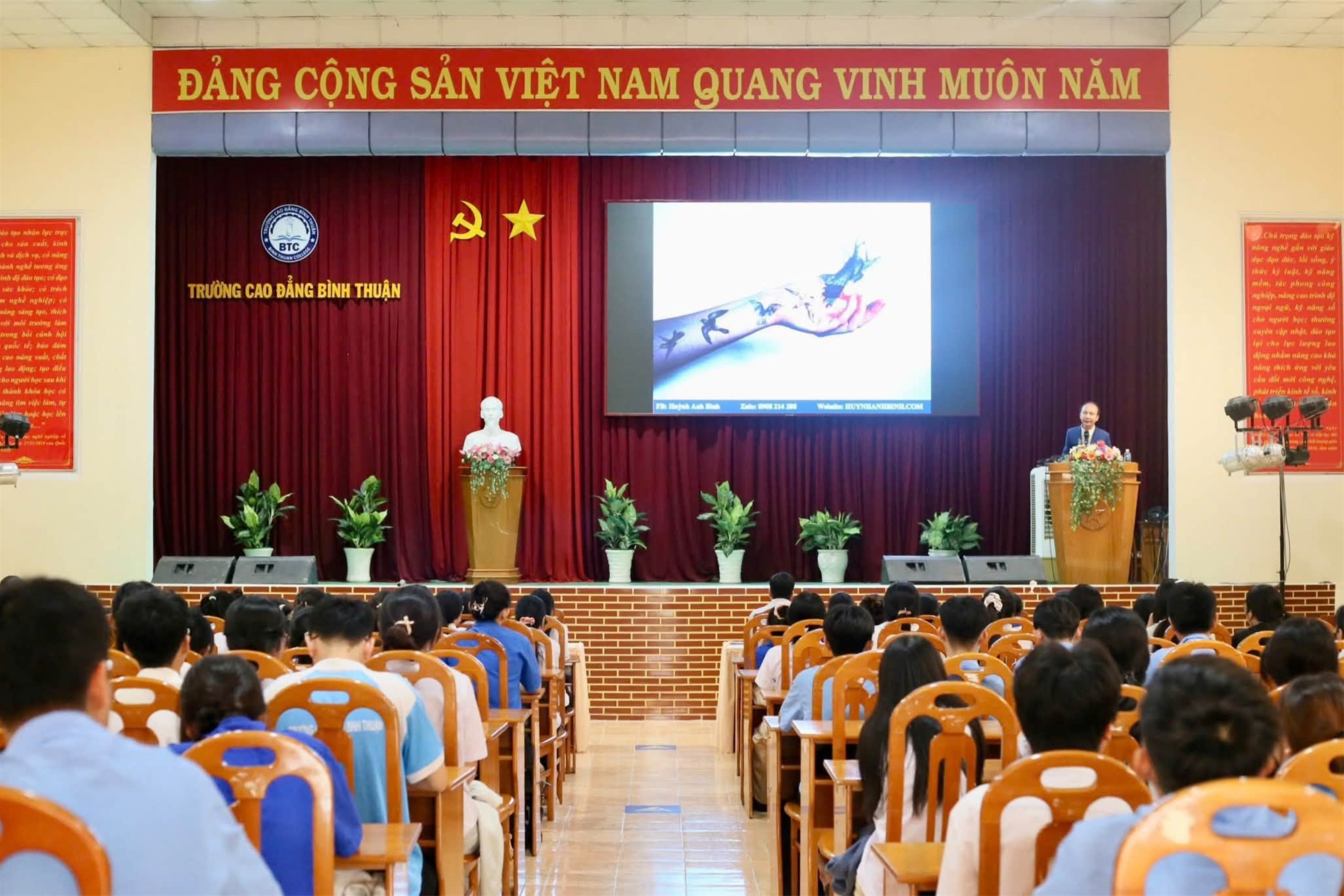 Trường Cao đẳng Bình Thuận tổ chức tập huấn kỹ năng mềm, kỹ năng khởi nghiệp cho học sinh, sinh viên